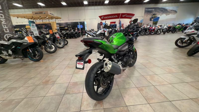 Used 2024 Kawasaki Z500 ABS Image 8