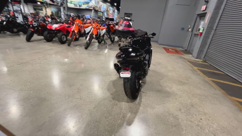 Used 2023 Suzuki Hayabusa Image 7