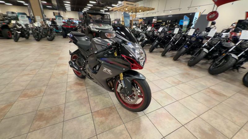 Used 2026 Suzuki GSX-R750 CA Image 3