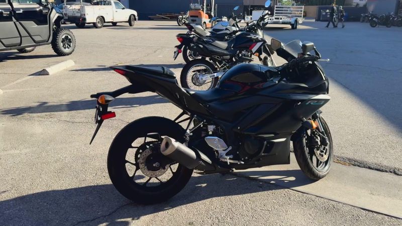 Used 2023 Yamaha YZF-R3 ABS Image 9