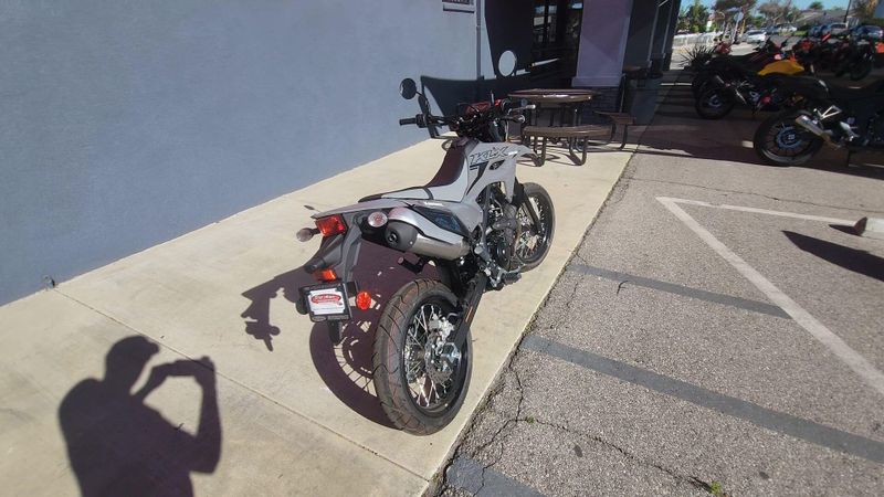 New 2025 Kawasaki KLX 230SM ABS Image 2