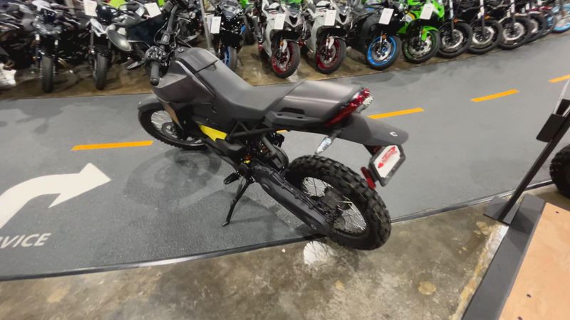 New 2025 Can-Am Origin  in a CARBON BLACK exterior color. Del Amo Motorsports of Redondo Beach (424) 390-7811 delamomotorsports.com 