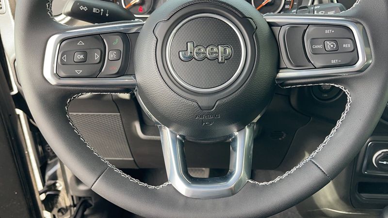 2023 Jeep Wrangler  Sahara 4x4
