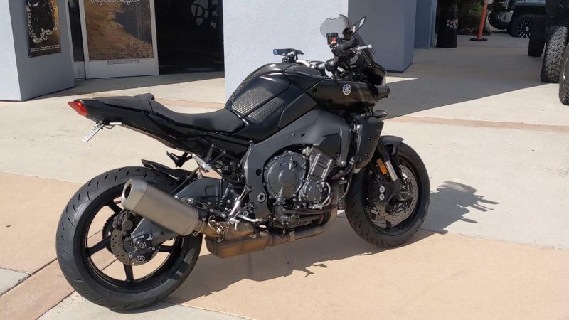 Used 2023 Yamaha MT-10 CA Image 8