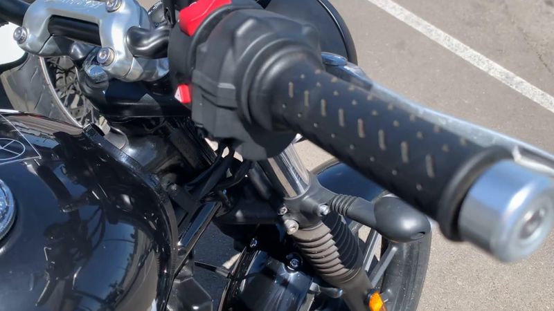 Used 2022 Triumph Street Twin Base Image 8