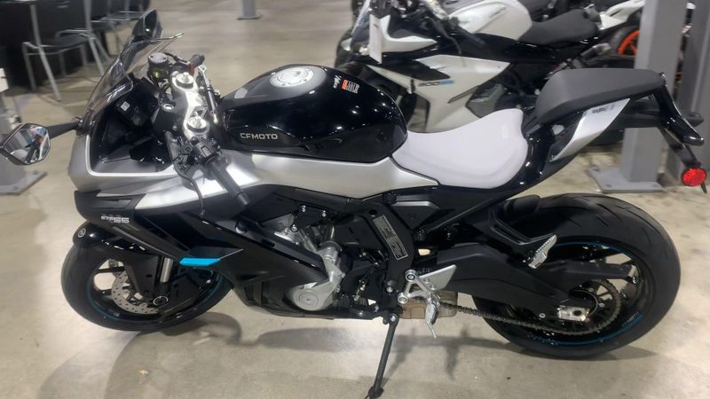 New 2025 CFMOTO 675SS Image 4
