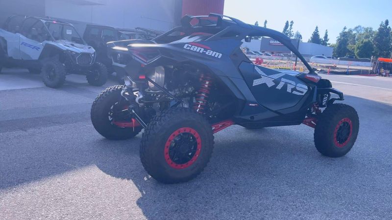 New 2026 Can-Am MAVERICK R X RS WITH SMART-SHOX 999T DCT Image 4
