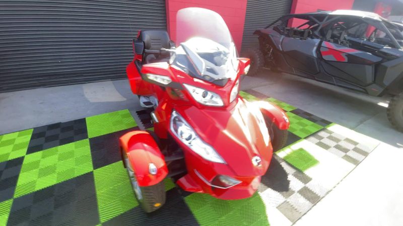 Used 2012 Can-Am RD SPYDER RT-S 991 Image 8