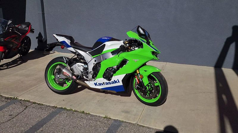 Used 2024 Kawasaki NINJA ZX-10R ABS 40th ANNIVERSARY Image 6