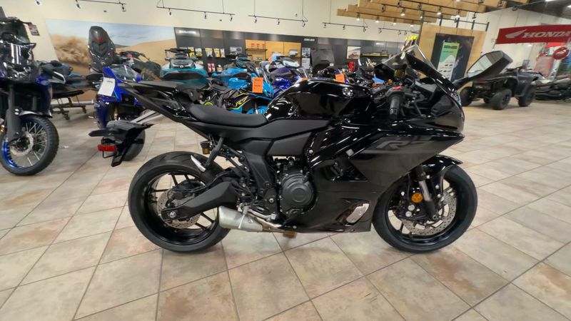 New 2026 Yamaha YZF-R7 Image 2