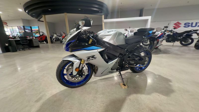 New 2026 Suzuki GSX-R750 Image 5
