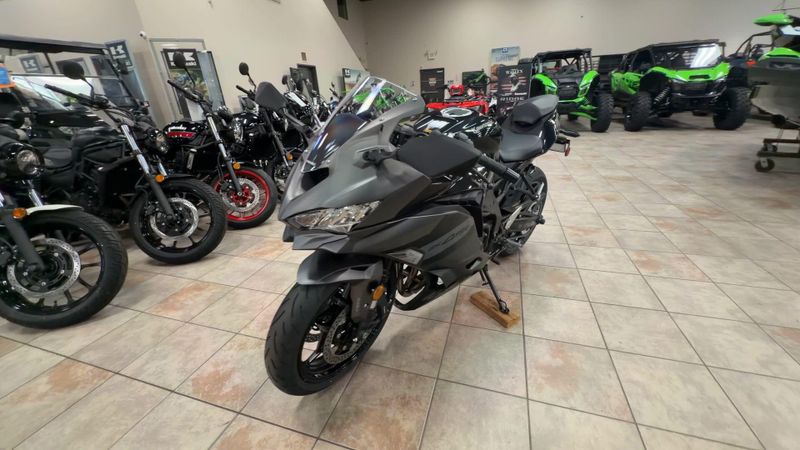 New 2026 Kawasaki NINJA ZX-4RR ABS Image 5