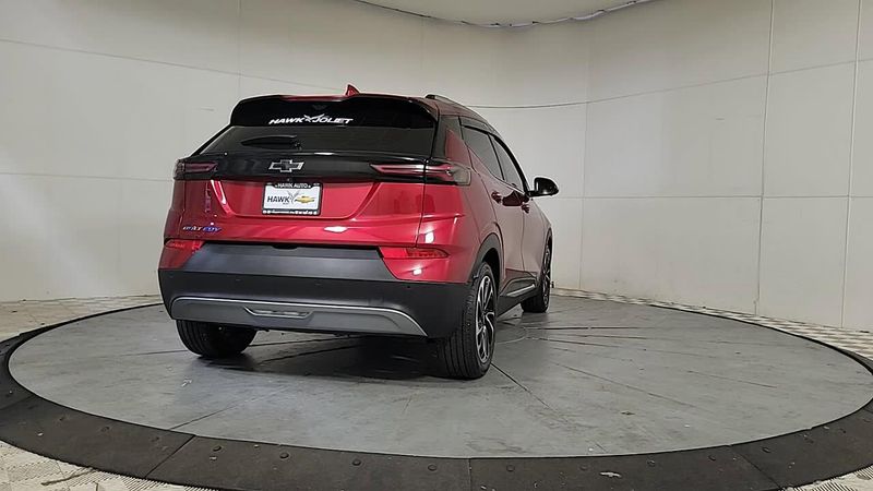 2023 Chevrolet Bolt EUV Premier photo 5