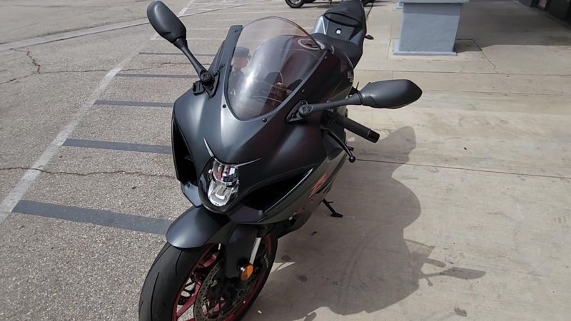Used 2017 Suzuki GSX-R1000 Image 7