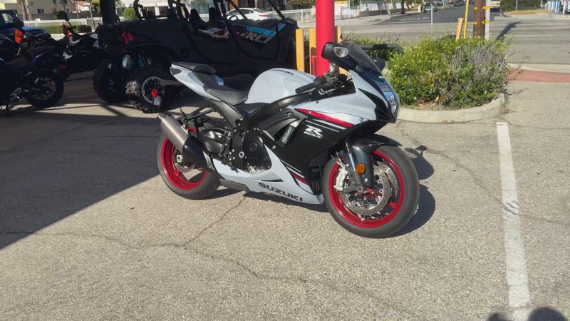 Used 2023 Suzuki GSX-R600 CA Image 2
