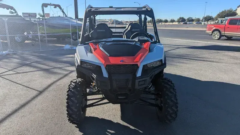 2025 Polaris GENERAL 4 1000 SPORT GHOST GRAYImage 7