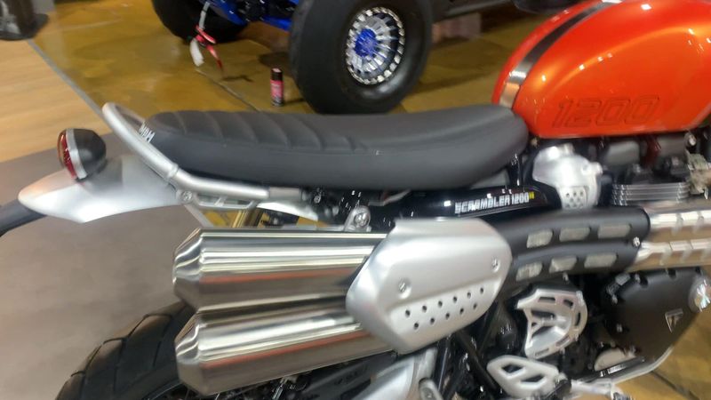 New 2025 Triumph SCRAMBLER 1200 XE Image 2
