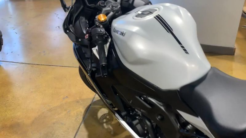 New 2025 Kawasaki NINJA ZX-4RR ABS Image 3