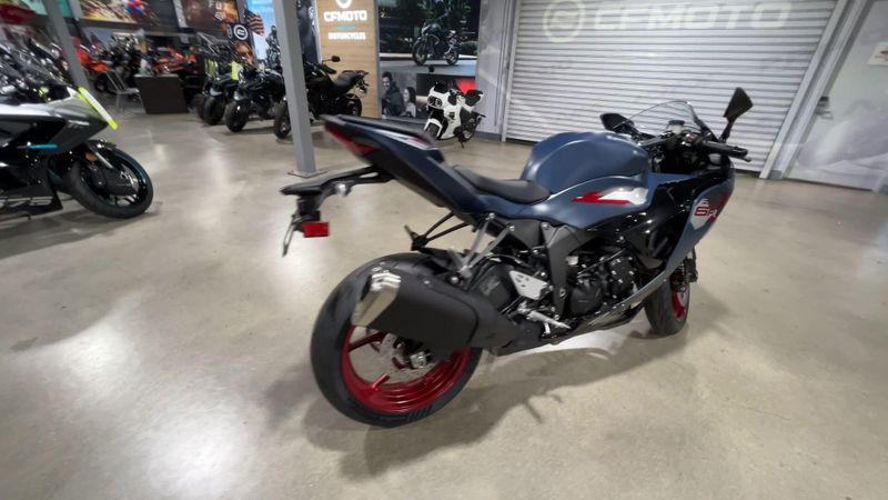 New 2027 Kawasaki NINJA ZX-6R ABS Image 9