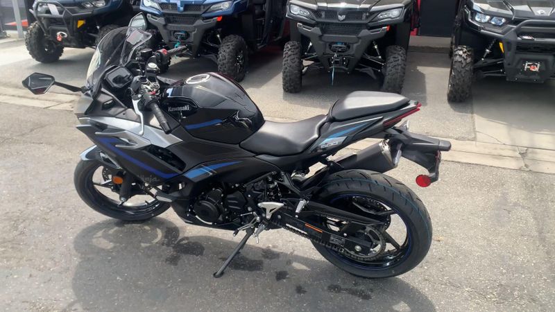 Used 2025 Kawasaki Ninja 500 SE ABS Image 6