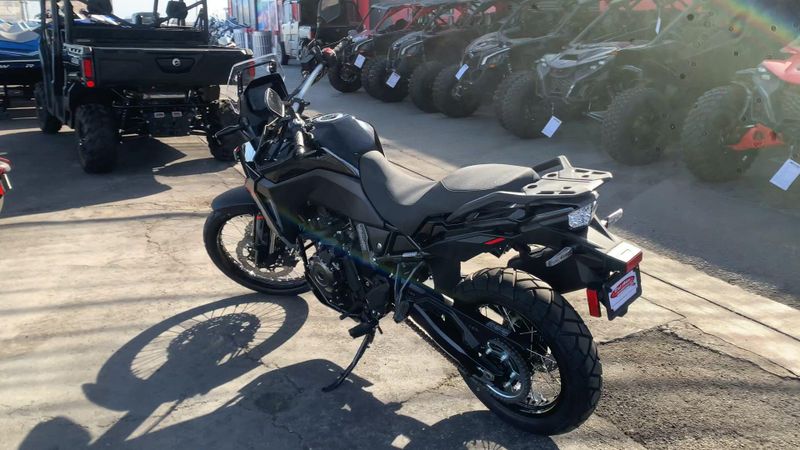 New 2025 Suzuki V-STROM 800DE Image 7