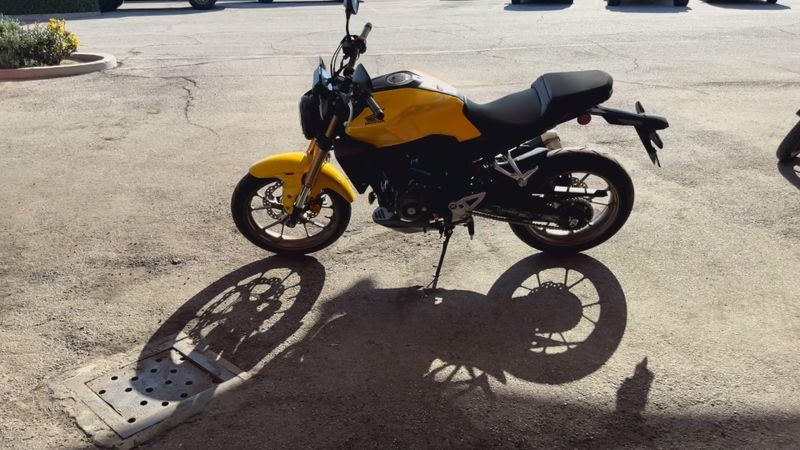 New 2026 Honda CB300R ABS Image 5