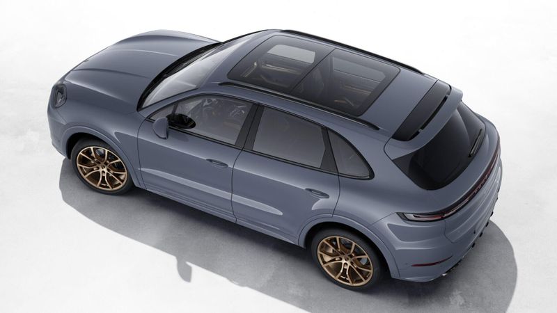 2024 Porsche Cayenne BaseImage 4