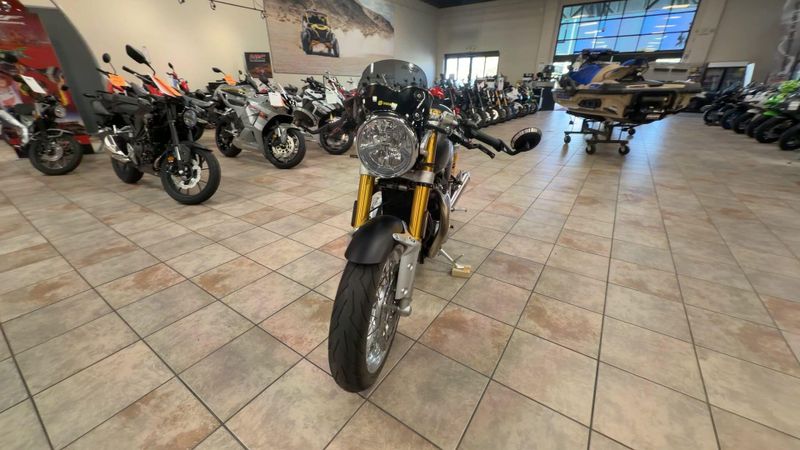 Used 2016 Triumph Thruxton R Image 4