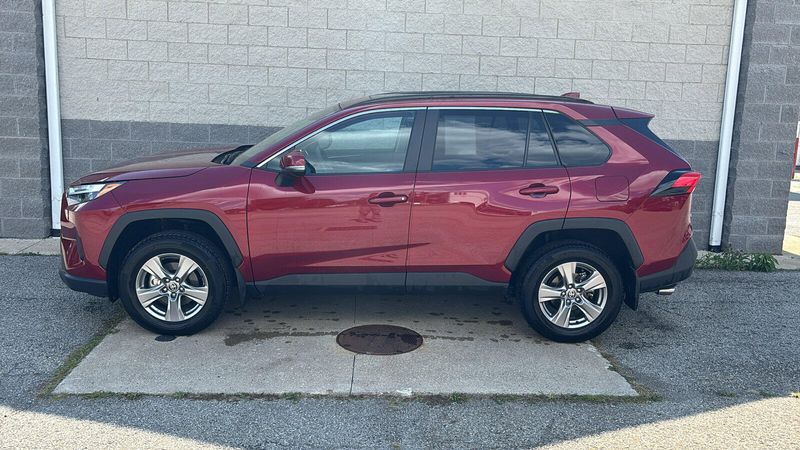 Used 2025 Toyota RAV4 XLEImage 2