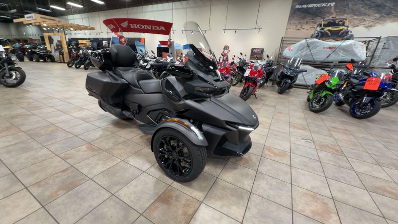 New 2026 Can-Am SPYDER RT LIMITED (SE6) Image 2