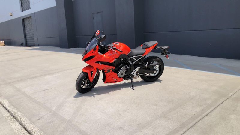 New 2026 Suzuki GSX 8R Image 6