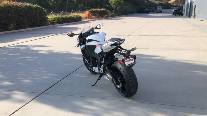 New 2027 Honda CBR1000RR ABS Image 7