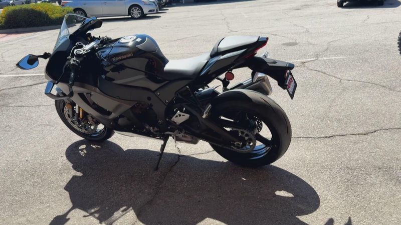 New 2026 Kawasaki NINJA ZX-10R Image 2