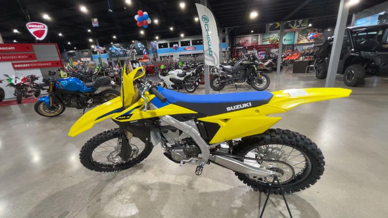 New 2027 Suzuki RM-Z450 Image 5