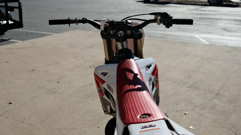 NEW 2026 YAMAHA YZ250 70TH ANNIVERSARY EDITION Image 15