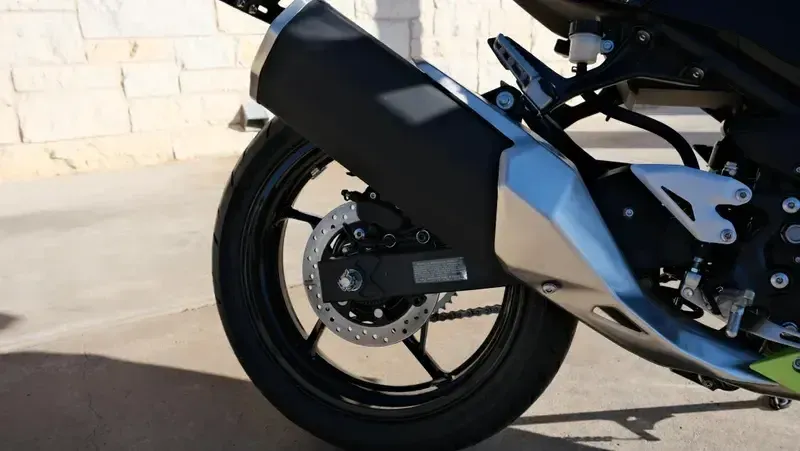 NEW 2026 KAWASAKI NINJA 500 SE ABS Image 3