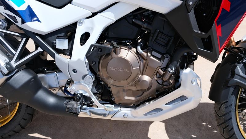 NEW 2026 HONDA AFRICA TWIN ADVENTURE SPORTS ES Image 11