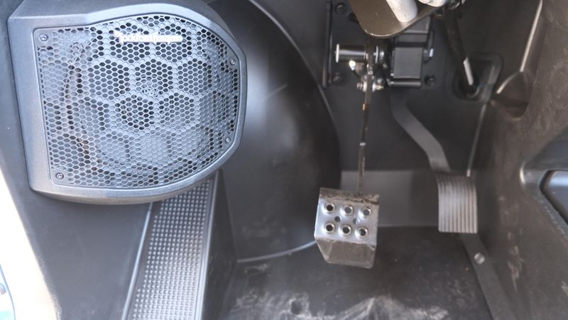 NEW 2027 POLARIS RANGER CREW XP 1000 CAB Image 25