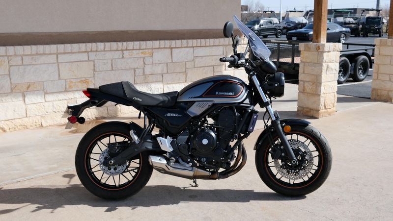 USED 2022 KAWASAKI Z650RS ABS Image 2
