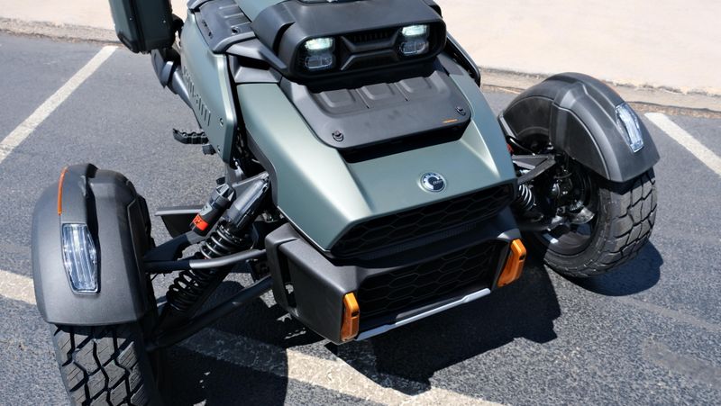 NEW 2026 CAN-AM CANYON REDROCK Image 10