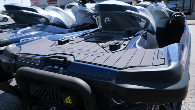 2024 SEADOO GTX LIMITED 300 WITH SOUND SYSTEM IDF BLUE ABYSS Image 9