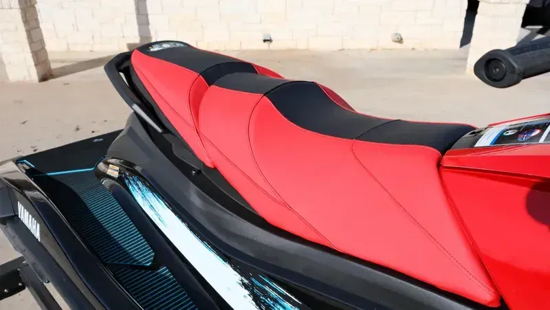 NEW 2026 YAMAHA VX DELUXE WITH AUDIO Image 3