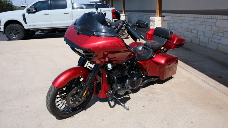 USED 2018 HARLEY ROAD GLIDE SPECIAL Image 6