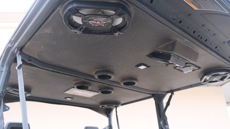 USED 2025 CAN-AM DEFENDER MAX LONE STAR HD10 STEALTH BLACK Image 12