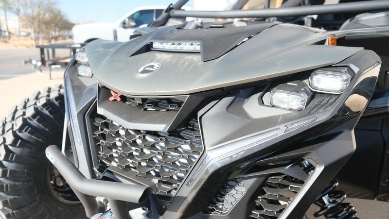 NEW 2026 CAN-AM MAVERICK R MAX X RC 999T DCT Image 18