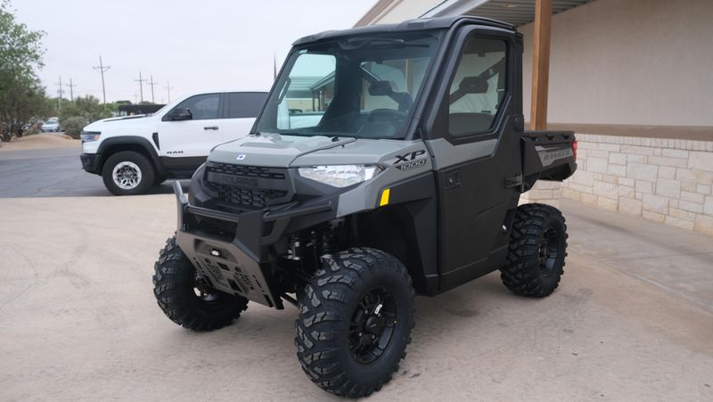 NEW 2027 POLARIS RANGER XP 1000 CAB Image 7