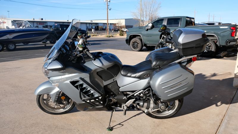 USED 2008 KAWASAKI CONCOURS 14 Image 5