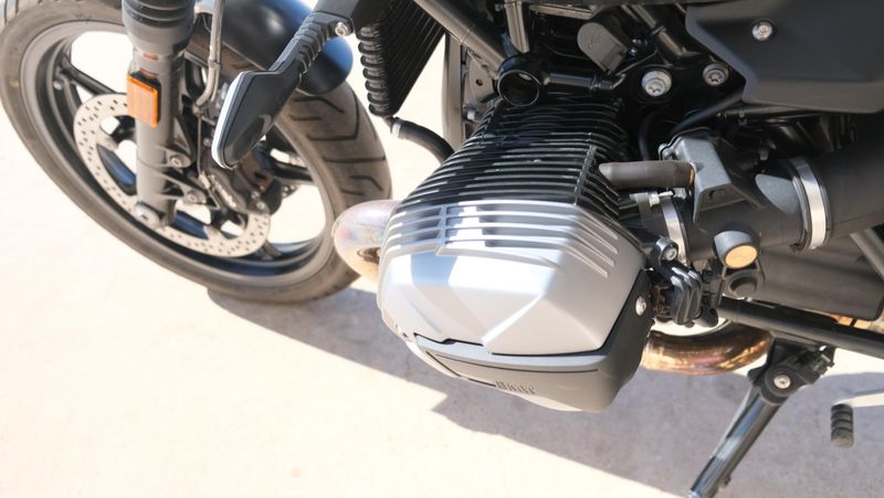 USED 2023 BMW R NINET PURE Image 17