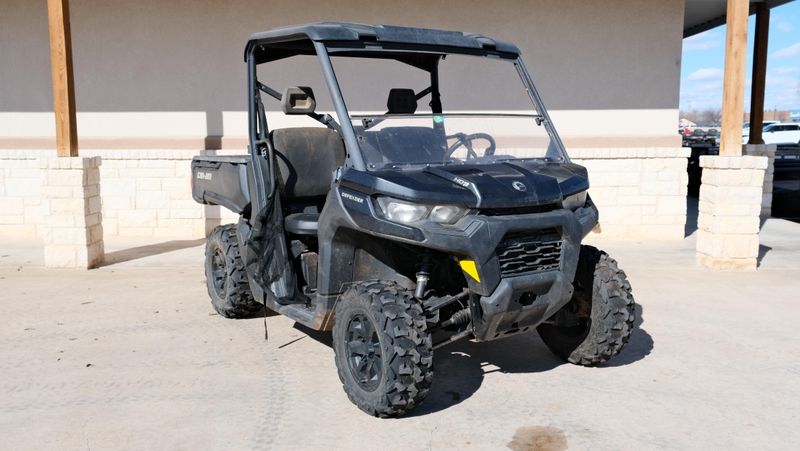 USED 2023 CAN-AM DEFENDER DPS HD9 Image 1