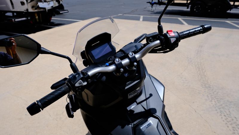 USED 2025 HONDA ADV160 Image 15